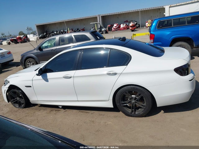 2015 Bmw 528i მანქანა იყიდება აუქციონზე, vin: WBA5A5C5XFD520857, აუქციონის ნომერი: 44798322