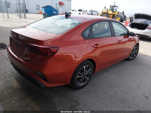 44798335 :رقم المزاد ، 3KPF24AD5RE710271 vin ، 2024 Kia Forte Lxs مزاد بيع