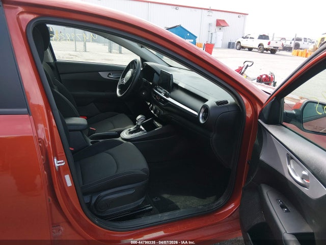 44798335 :رقم المزاد ، 3KPF24AD5RE710271 vin ، 2024 Kia Forte Lxs مزاد بيع