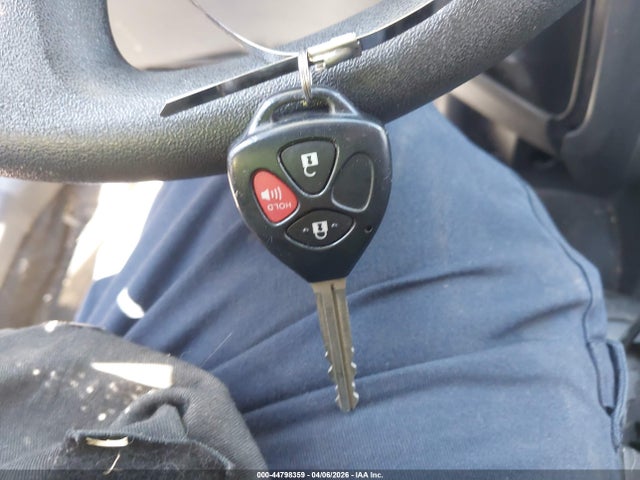 Продажа на аукционе авто 2010 Toyota Yaris, vin: JTDKT4K39A5280200, номер лота: 44798359