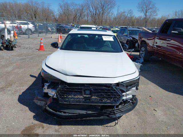 1HGCY2F79RA038826 Honda Accord Hybrid Sport-l