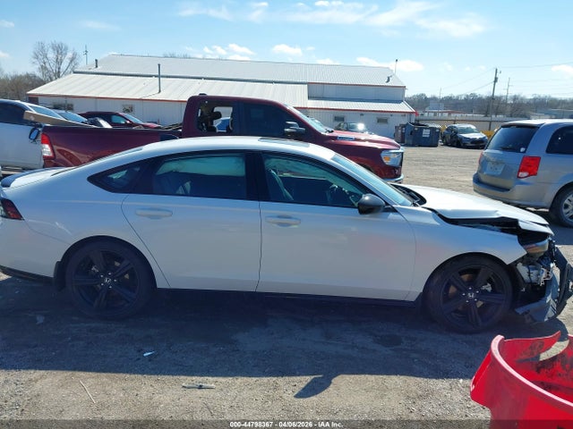 1HGCY2F79RA038826 Honda Accord Hybrid Sport-l