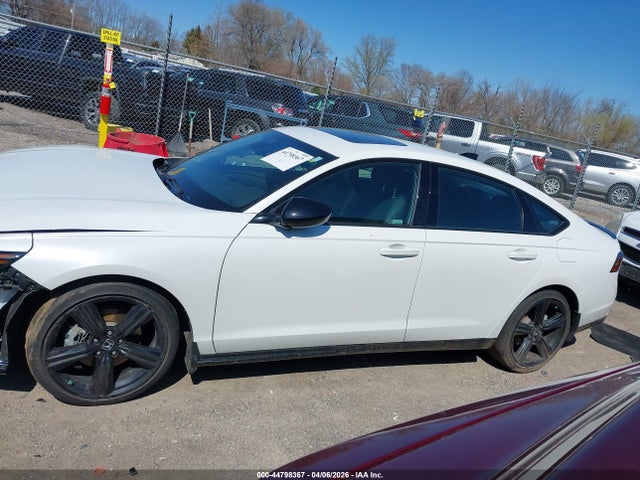 1HGCY2F79RA038826 Honda Accord Hybrid Sport-l
