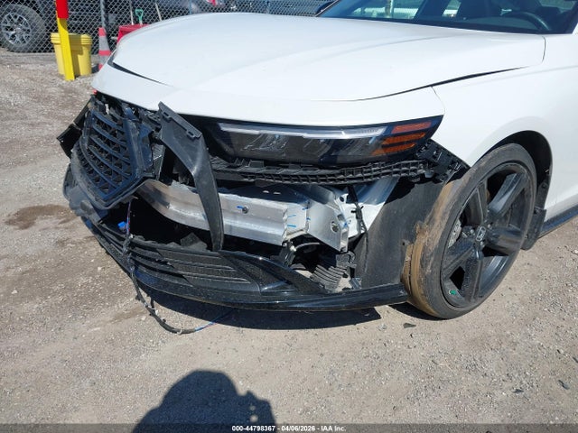 1HGCY2F79RA038826 Honda Accord Hybrid Sport-l