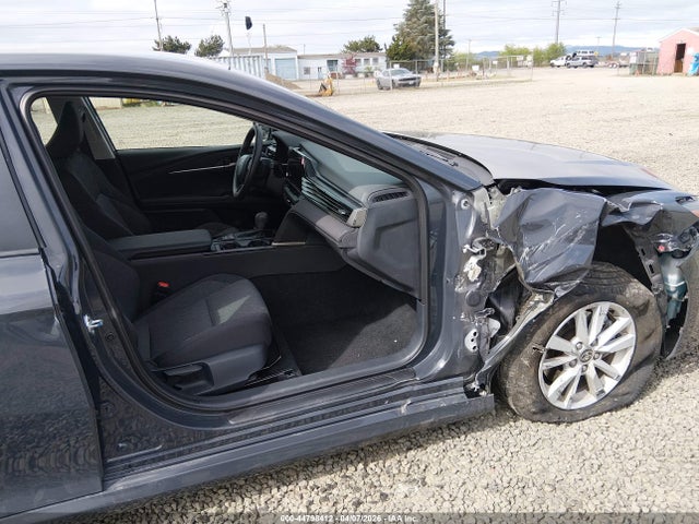 Toyota CAMRY LE 2026 4T1DAACKXTU264823 Image 35