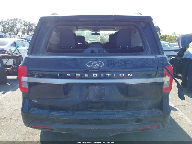 1FMJU1HT2NEA65127 Ford Expedition Xlt