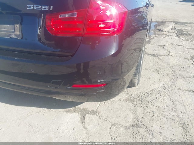 WBA3A5G50FNS90841 BMW 328I