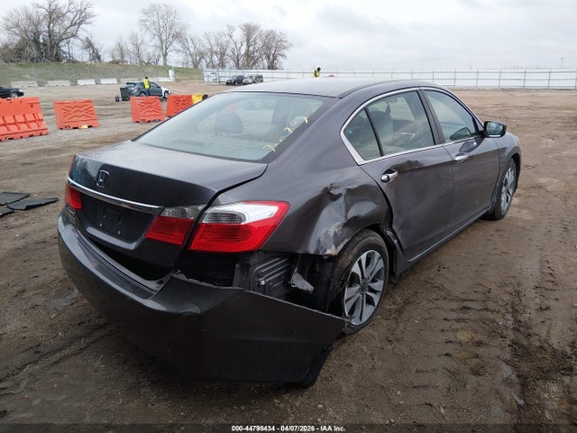 44798434 :رقم المزاد ، 1HGCR2F33FA089938 vin ، 2015 Honda Accord Lx مزاد بيع