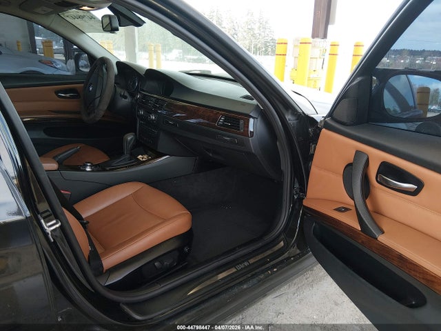 2011 BMW 328I WBAPH5C52BA446253 Photo 4