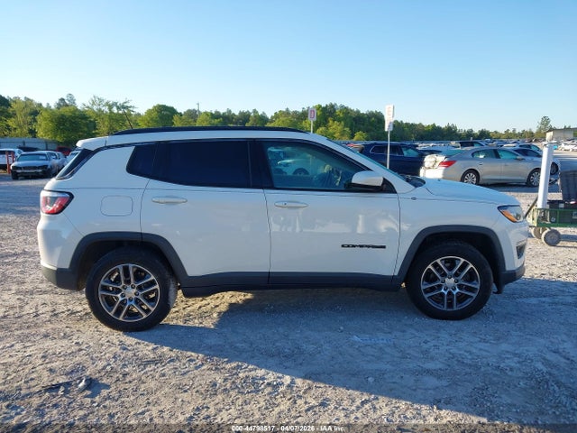 44798517 :رقم المزاد ، 3C4NJCBB1JT228841 vin ، 2018 Jeep Compass Latitude Fwd مزاد بيع