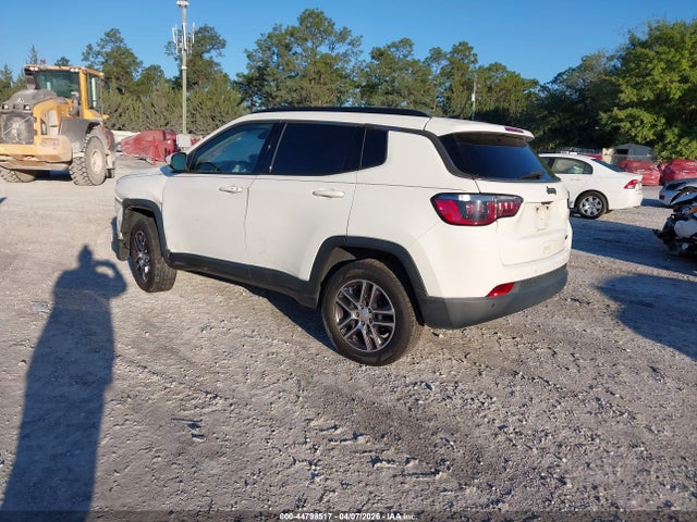 44798517 :رقم المزاد ، 3C4NJCBB1JT228841 vin ، 2018 Jeep Compass Latitude Fwd مزاد بيع