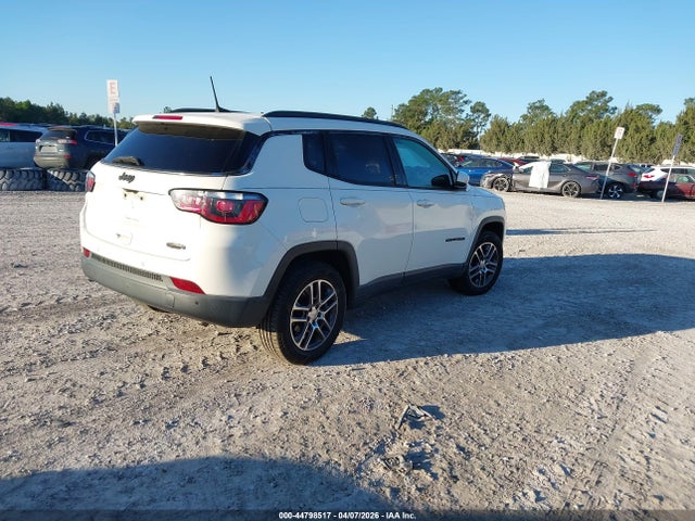44798517 :رقم المزاد ، 3C4NJCBB1JT228841 vin ، 2018 Jeep Compass Latitude Fwd مزاد بيع