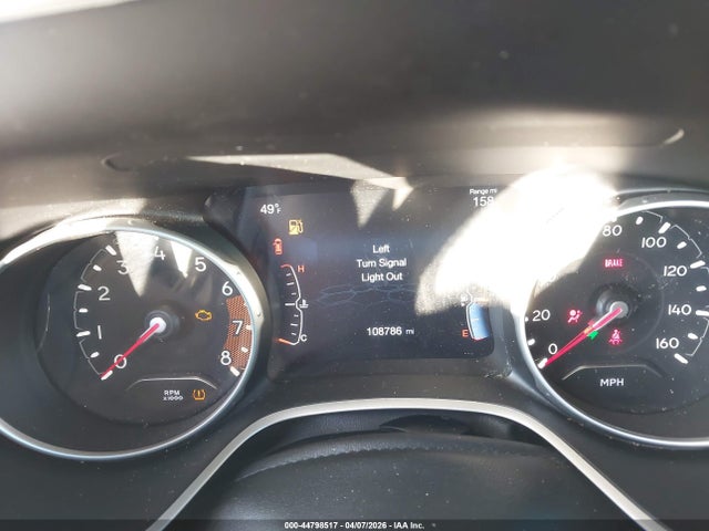44798517 :رقم المزاد ، 3C4NJCBB1JT228841 vin ، 2018 Jeep Compass Latitude Fwd مزاد بيع