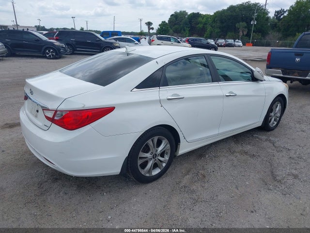 2011 HYUNDAI SONATA 5NPEC4AC3BH225242 Photo 3