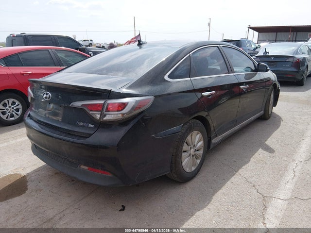 Auction sale of the 2016 Hyundai Sonata Hybrid Se, vin: KMHE24L1XGA031882, lot number: 44798546