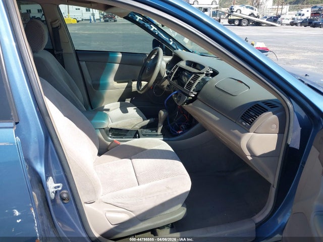 2003 TOYOTA CAMRY 4T1BE32K73U760428 Photo 4