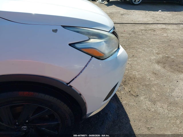 44798571 :رقم المزاد ، 5N1AZ2MH6HN178690 vin ، 2017 Nissan Murano Platinum مزاد بيع