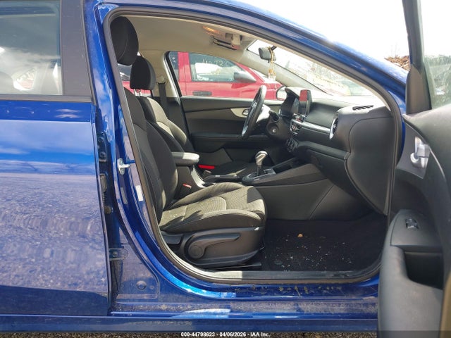 44798623 :رقم المزاد ، 3KPF24AD4PE686171 vin ، 2023 Kia Forte Lxs مزاد بيع