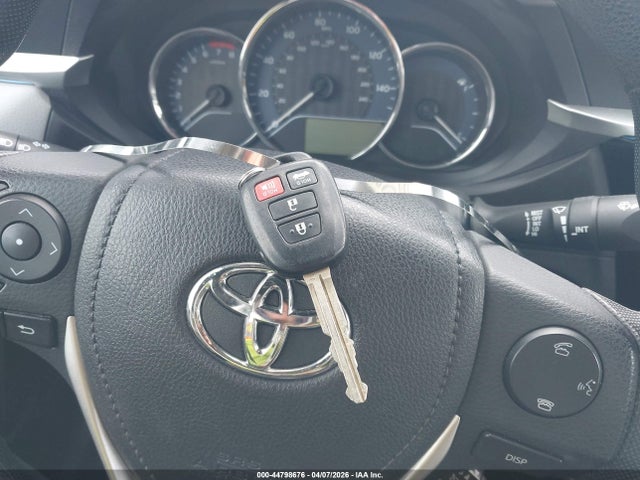 Продажа на аукционе авто 2016 Toyota Corolla Le, vin: 5YFBURHE8GP521033, номер лота: 44798676