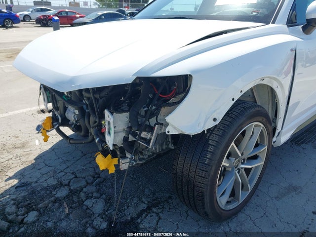 44798678 :رقم المزاد ، WA1EECF39R1104577 vin ، 2024 Audi Q3 Premium Plus 45 Tfsi S Line Quattro Tiptronic مزاد بيع