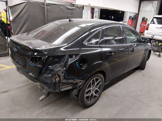 1FADP3F24GL395774 Ford FOCUS SE