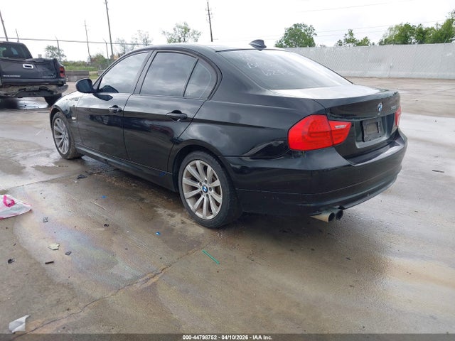 44798752 :رقم المزاد ، WBAPK7C51BF086246 vin ، 2011 Bmw 328i Xdrive مزاد بيع