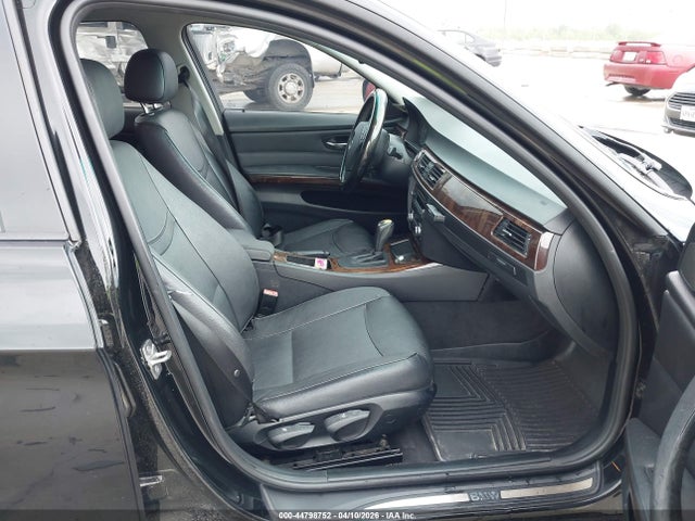 44798752 :رقم المزاد ، WBAPK7C51BF086246 vin ، 2011 Bmw 328i Xdrive مزاد بيع