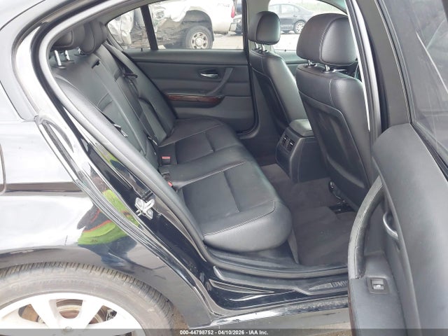 44798752 :رقم المزاد ، WBAPK7C51BF086246 vin ، 2011 Bmw 328i Xdrive مزاد بيع