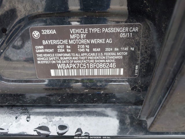 44798752 :رقم المزاد ، WBAPK7C51BF086246 vin ، 2011 Bmw 328i Xdrive مزاد بيع