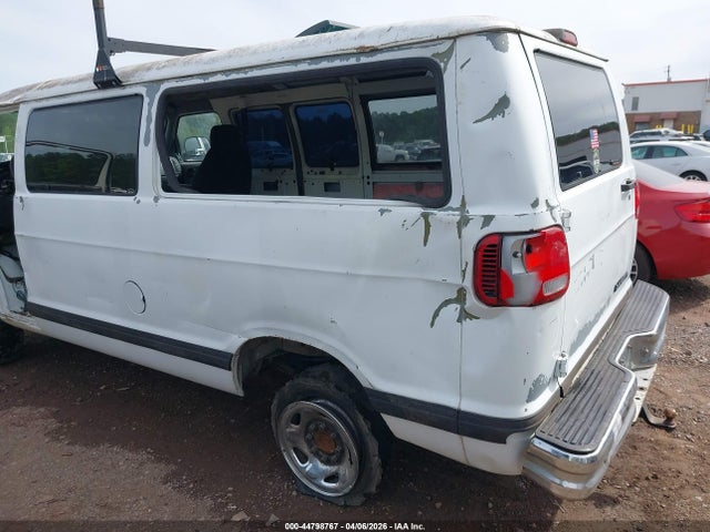 44798767 :رقم المزاد ، 2B4JB25Y4XK560568 vin ، 1999 Dodge Ram Wagon 2500 مزاد بيع