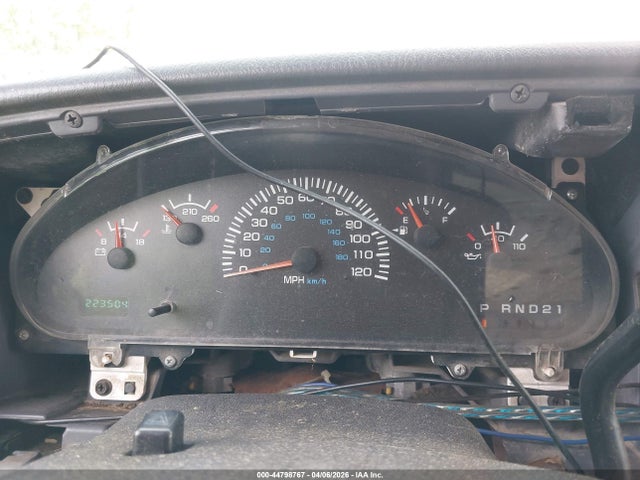 44798767 :رقم المزاد ، 2B4JB25Y4XK560568 vin ، 1999 Dodge Ram Wagon 2500 مزاد بيع