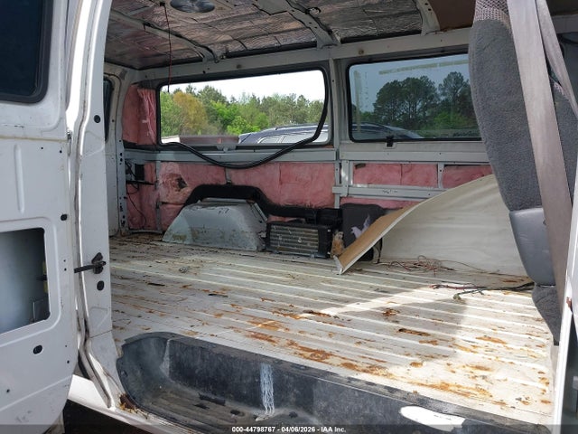 44798767 :رقم المزاد ، 2B4JB25Y4XK560568 vin ، 1999 Dodge Ram Wagon 2500 مزاد بيع
