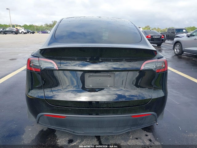 Продаж на аукціоні авто 2024 Tesla Model Y Long Range Dual Motor All-wheel Drive, vin: 7SAYGDEE5RA292527, номер лоту: 44798783