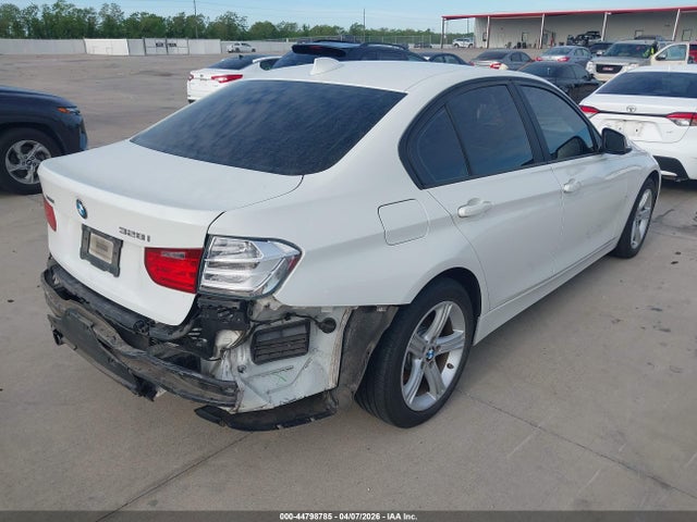 WBA3B3G51FNR88439 BMW 328i Xdrive
