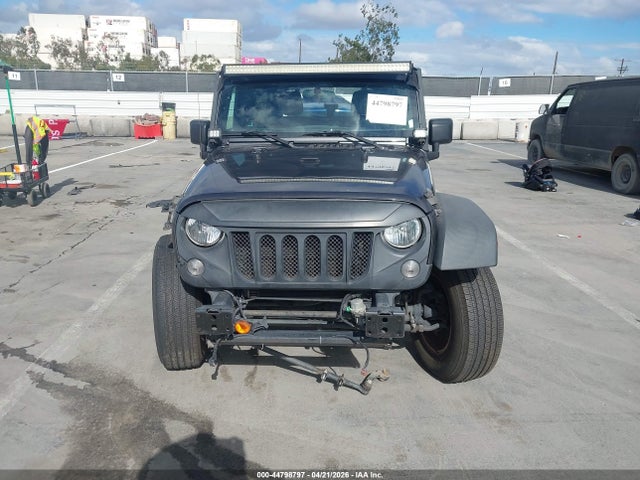 1C4BJWDG4JL807234 Jeep Wrangler Jk Unlimited Sport 4x4