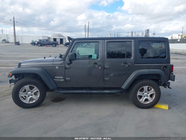 1C4BJWDG4JL807234 Jeep Wrangler Jk Unlimited Sport 4x4