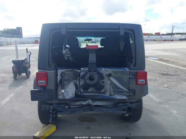 1C4BJWDG4JL807234 Jeep Wrangler Jk Unlimited Sport 4x4