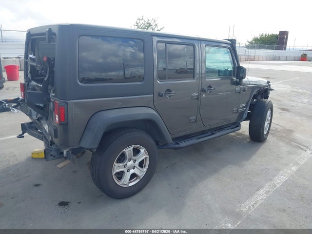 1C4BJWDG4JL807234 Jeep Wrangler Jk Unlimited Sport 4x4