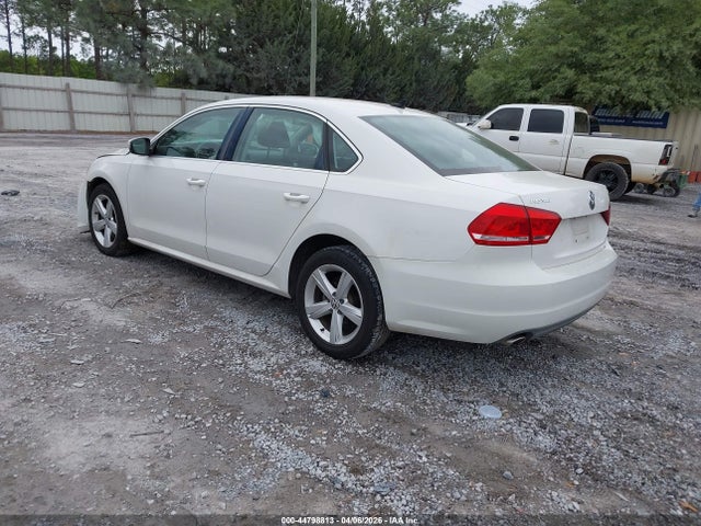 44798813 :رقم المزاد ، 1VWBN7A34DC103421 vin ، 2013 Volkswagen Passat 2.0l Tdi Se مزاد بيع