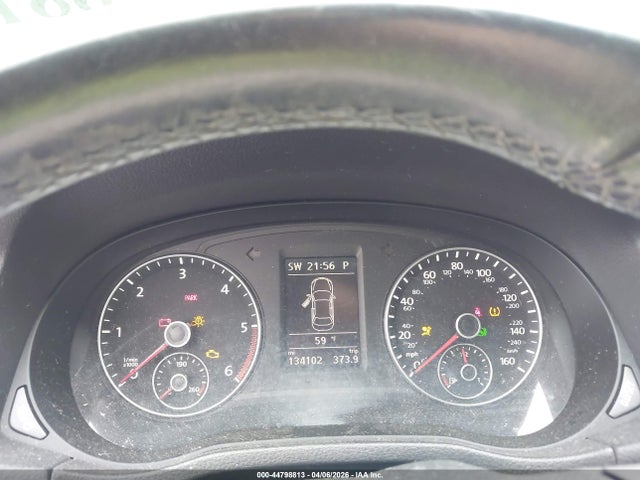 44798813 :رقم المزاد ، 1VWBN7A34DC103421 vin ، 2013 Volkswagen Passat 2.0l Tdi Se مزاد بيع