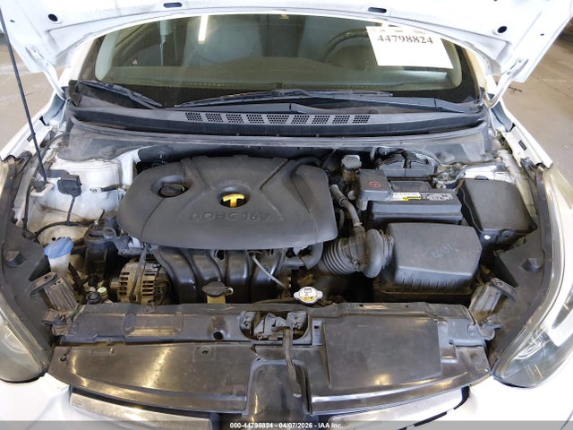 2016 Hyundai Elantra Se მანქანა იყიდება აუქციონზე, vin: 5NPDH4AE1GH773813, აუქციონის ნომერი: 44798824