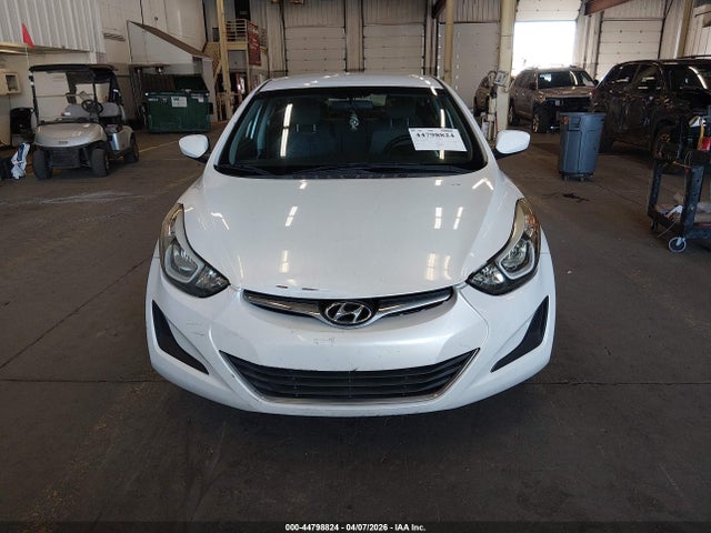 2016 Hyundai Elantra Se მანქანა იყიდება აუქციონზე, vin: 5NPDH4AE1GH773813, აუქციონის ნომერი: 44798824