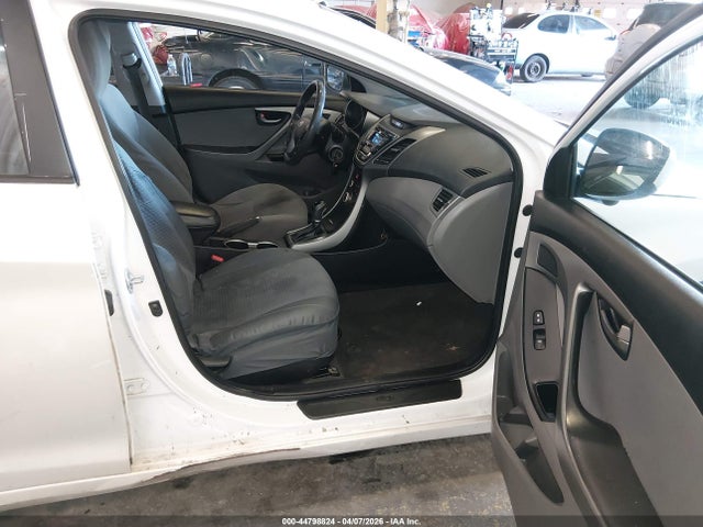 2016 Hyundai Elantra Se მანქანა იყიდება აუქციონზე, vin: 5NPDH4AE1GH773813, აუქციონის ნომერი: 44798824