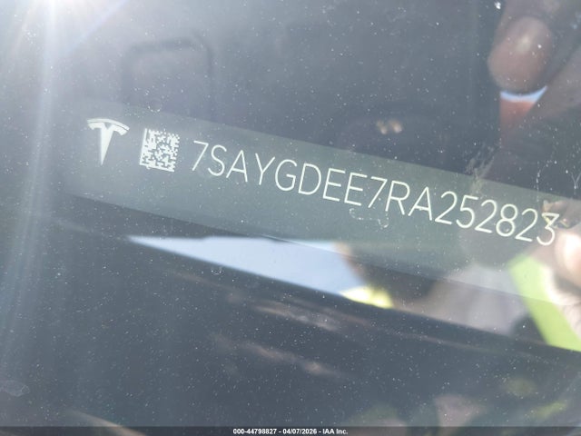 Продажа на аукционе авто 2024 Tesla Model Y Long Range Dual Motor All-wheel Drive, vin: 7SAYGDEE7RA252823, номер лота: 44798827