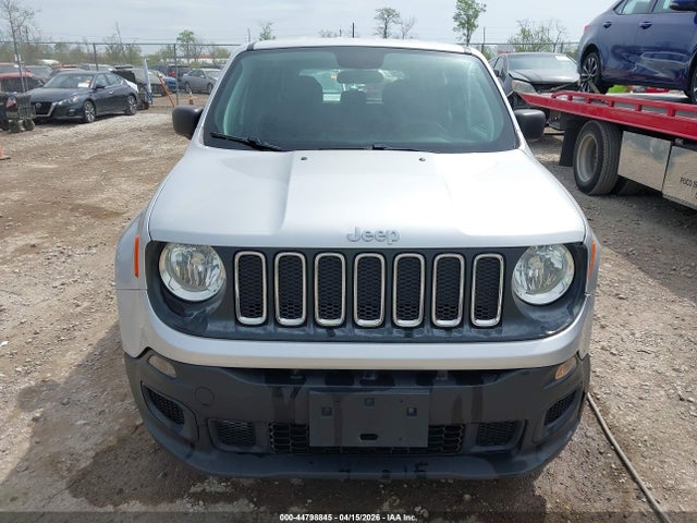 2018 Jeep Renegade Sport 4x4 მანქანა იყიდება აუქციონზე, vin: ZACCJBAB7JPH94402, აუქციონის ნომერი: 44798845