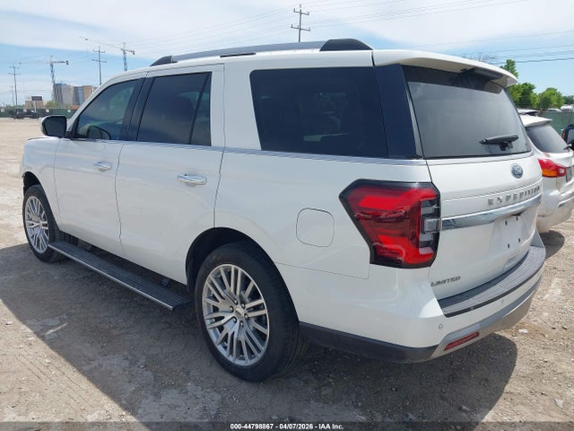 Ford Expedition Limited 2024 1FMJU1K81REB16028 Image 3