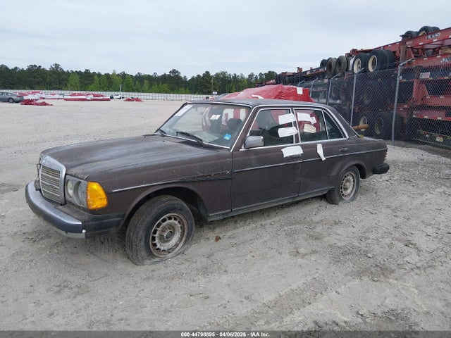 Продажа на аукционе авто 1983 Mercedes-benz 300 Dt, vin: WDBAB33A8DB016072, номер лота: 44798895