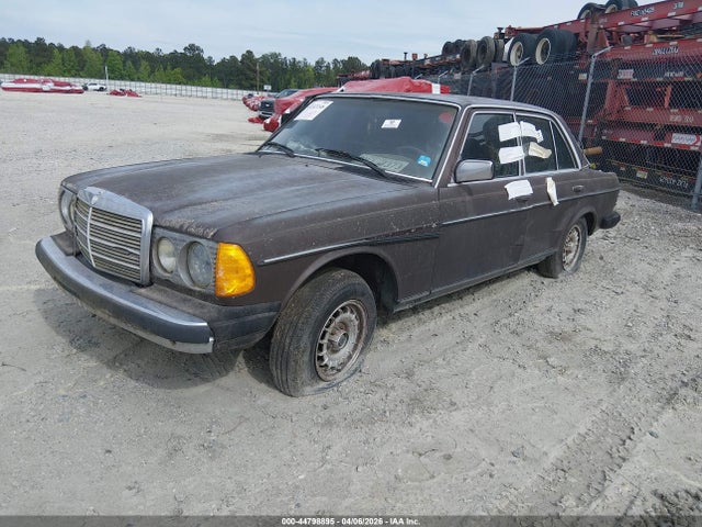 Продажа на аукционе авто 1983 Mercedes-benz 300 Dt, vin: WDBAB33A8DB016072, номер лота: 44798895