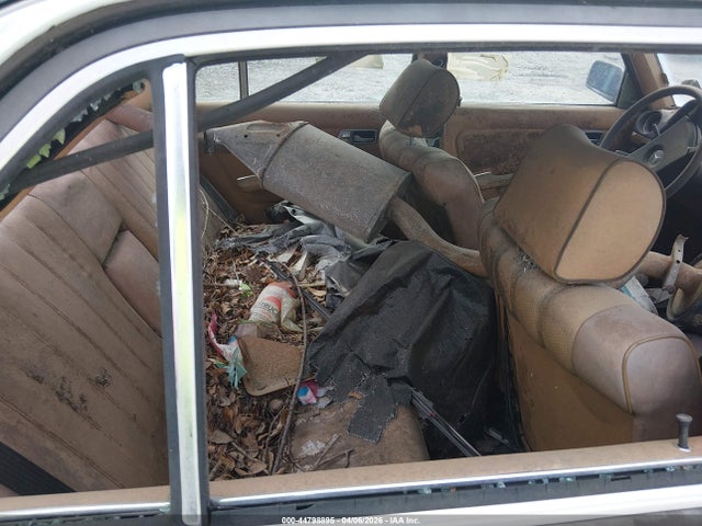Продажа на аукционе авто 1983 Mercedes-benz 300 Dt, vin: WDBAB33A8DB016072, номер лота: 44798895