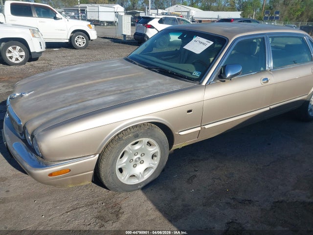 2002 JAGUAR XJ8 SAJDA24C22LF41748 Photo 5